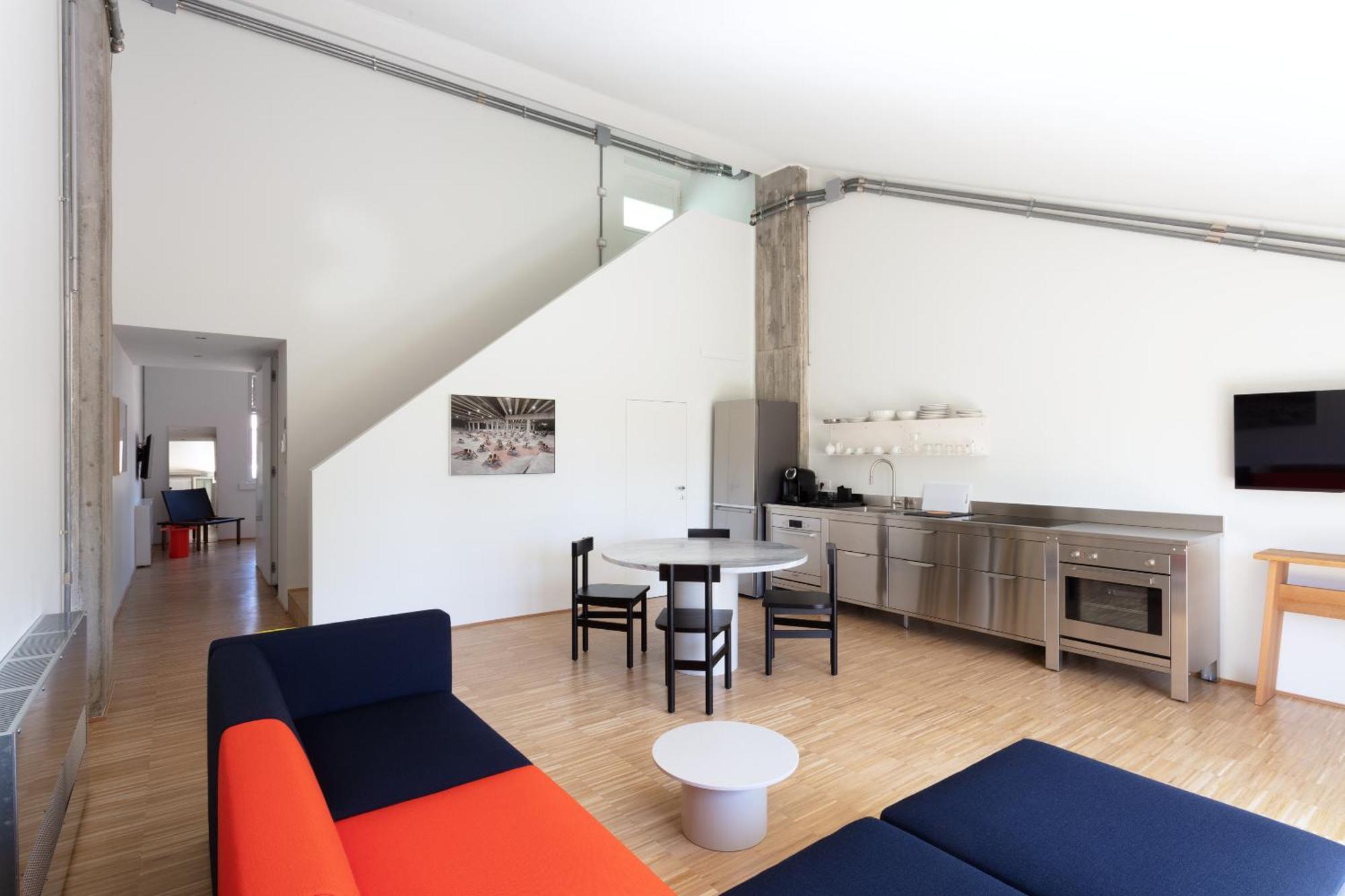 Basicvillage Milano Rom bilde