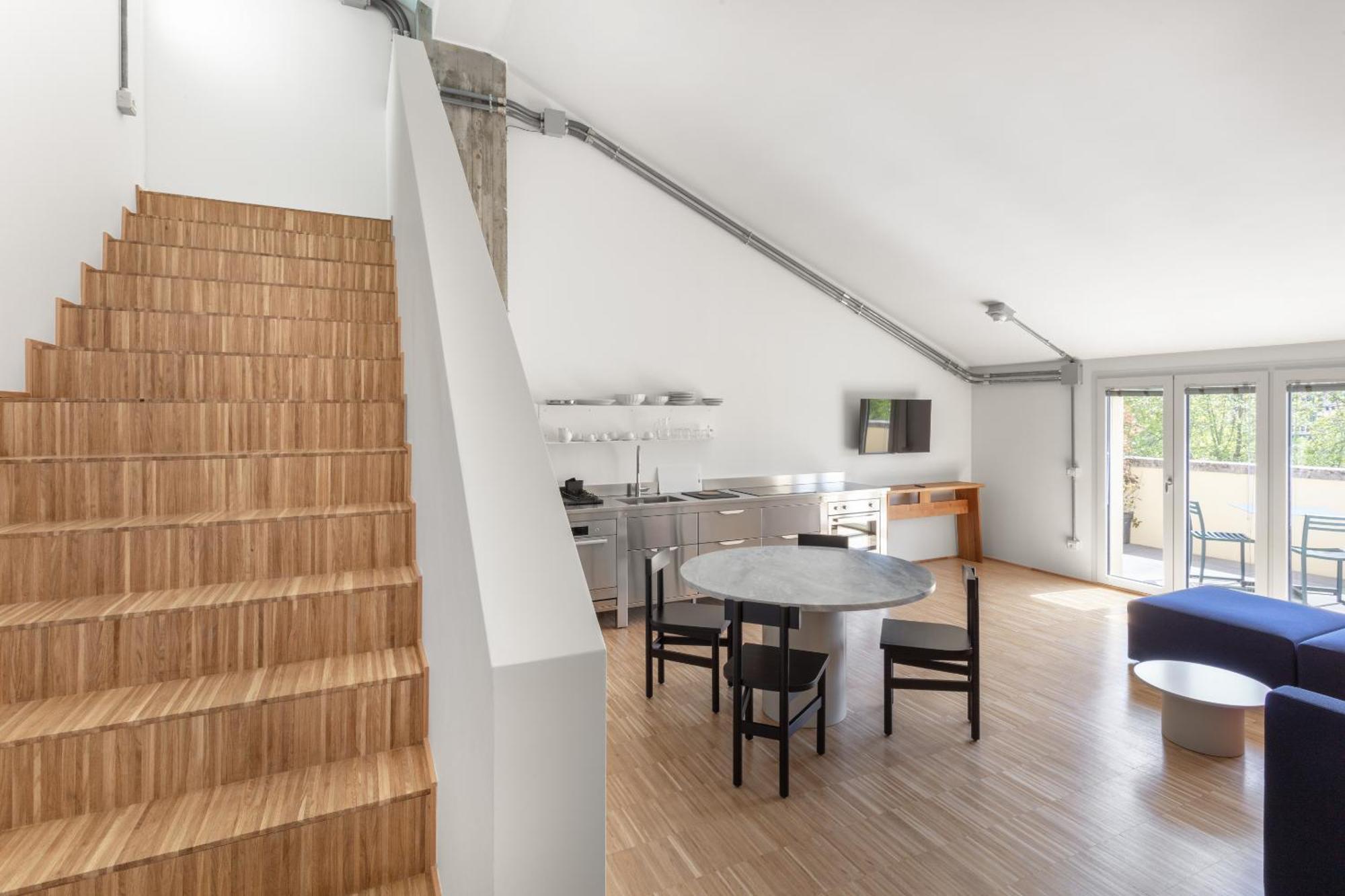 Basicvillage Milano Rom bilde
