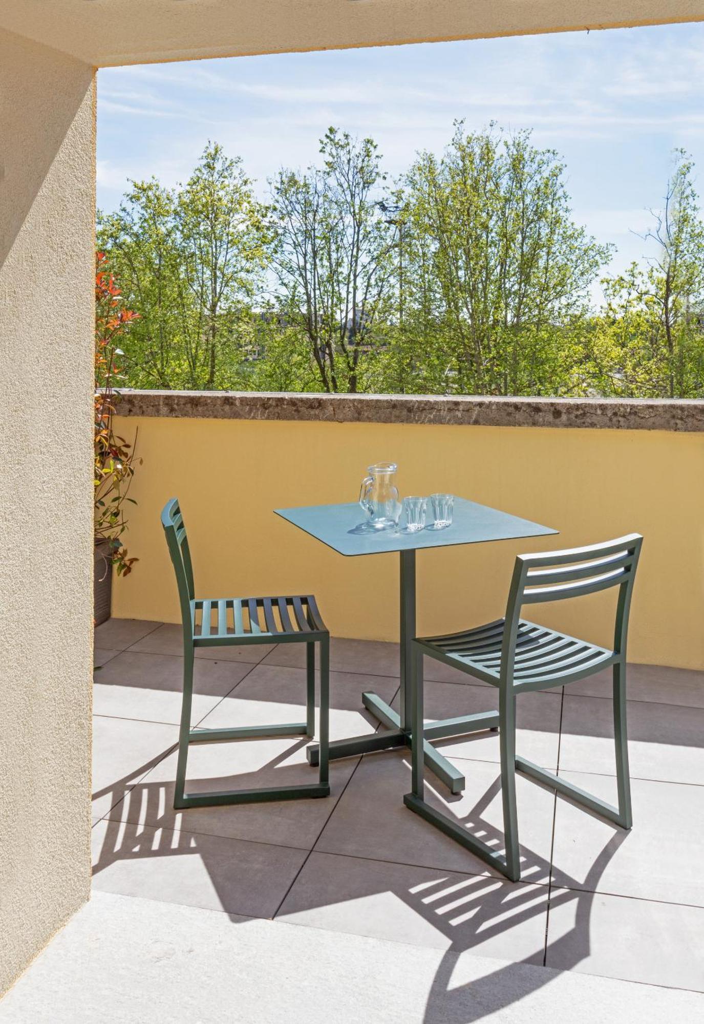 Basicvillage Milano Rom bilde
